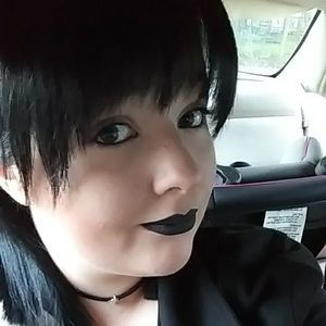 Meet your Posher, Nikki